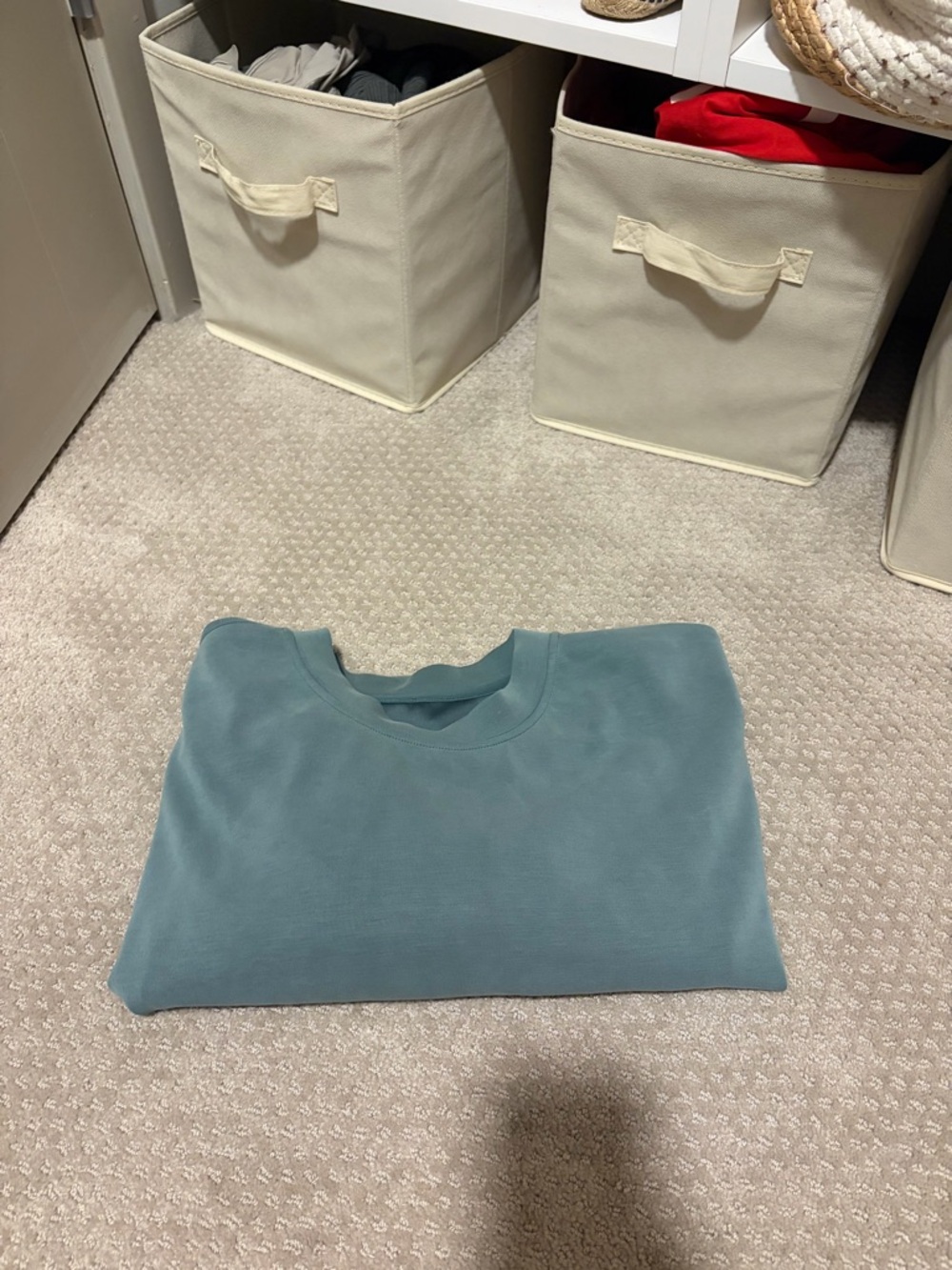 Lululemon softstreme cropped sweatshirt